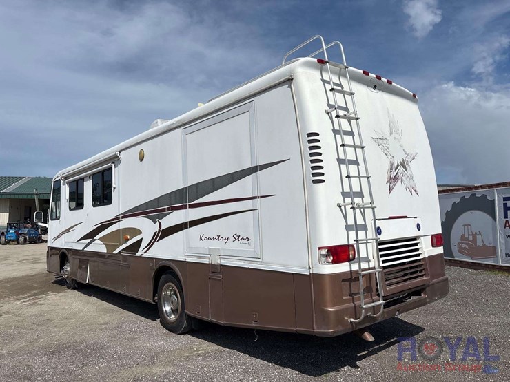 2002-kountry-star-motorhome-image-4