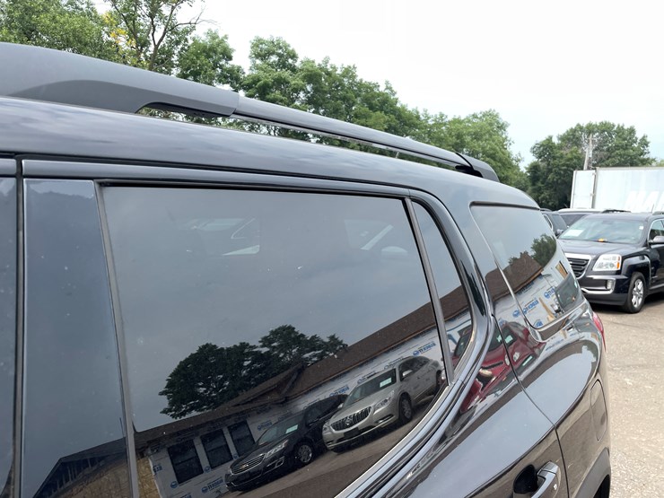 2017-gmc-acadia-image-18