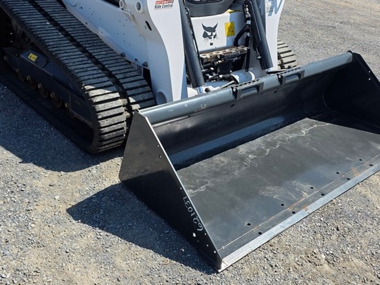 2023-bobcat-t770-image-6