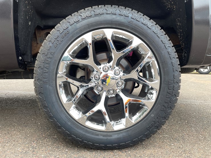 2016-chevrolet-silverado-image-24
