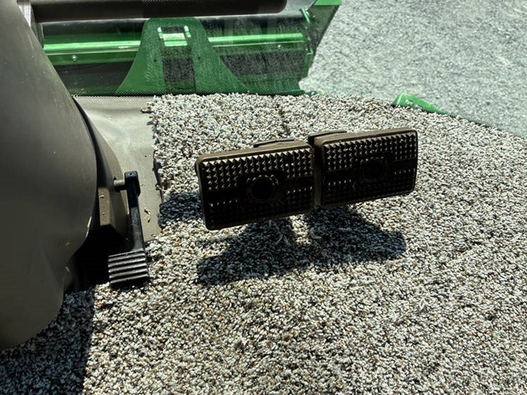 2024-john-deere-s780-image-100