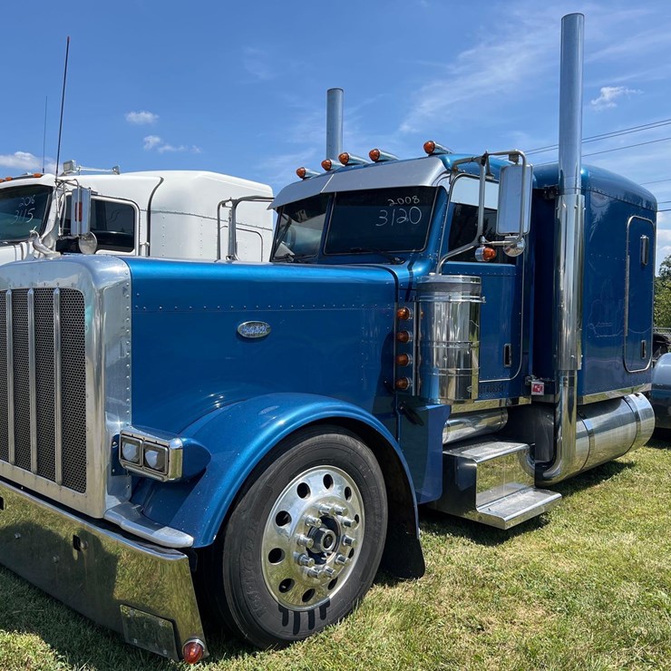 2008 PETERBILT 389
