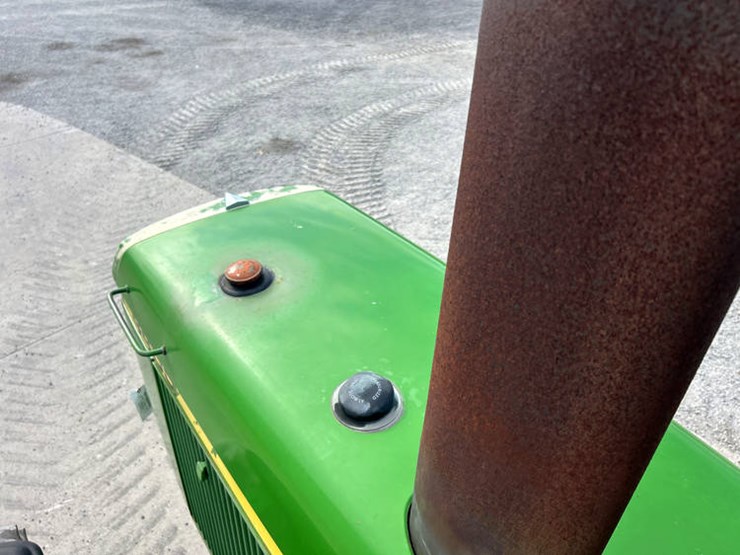 1990-john-deere-4455-image-61