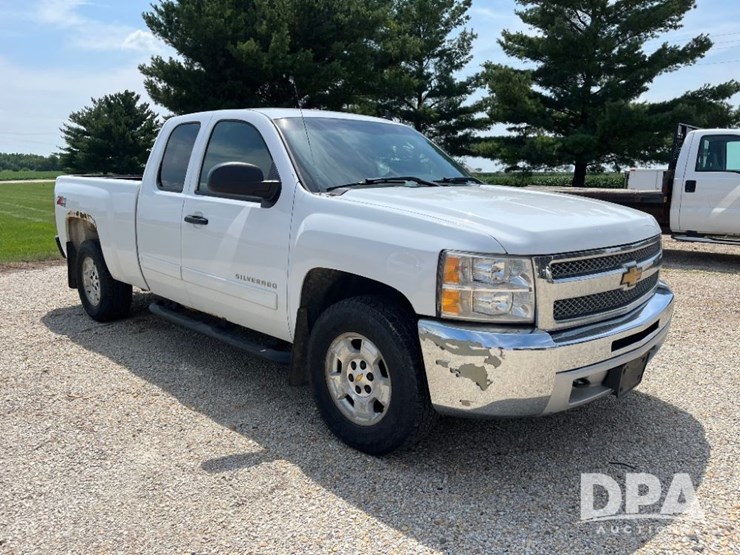 2013-chevrolet-silverado-image-5