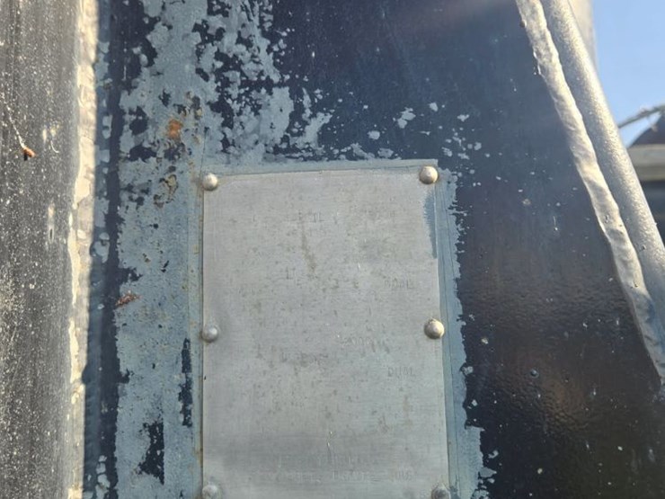 2000-travis-end-dump-image-15