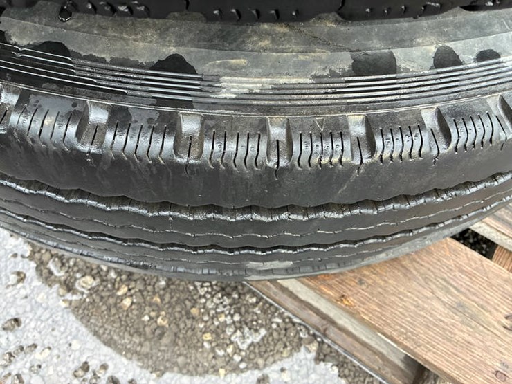 #113246-•-11.22.5-handcock-stoer-tires-image-7