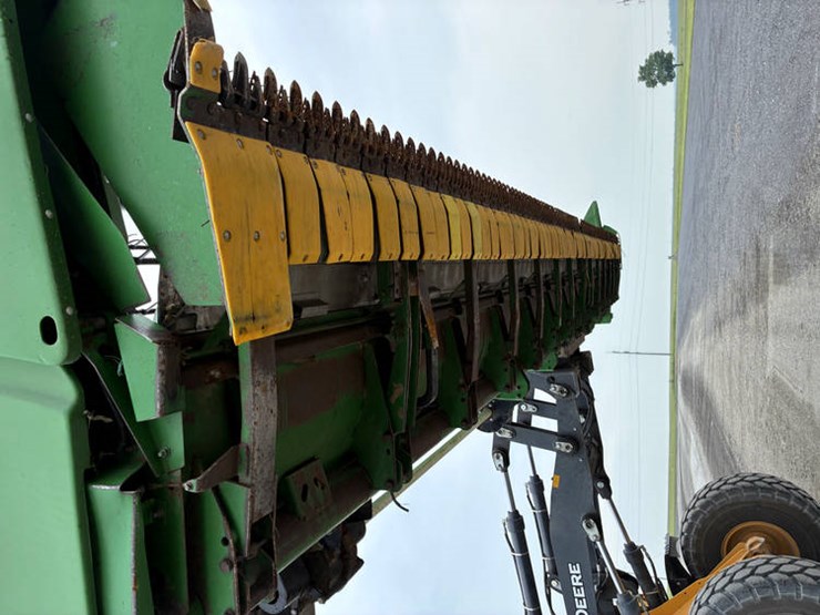 2004-john-deere-635f-image-22