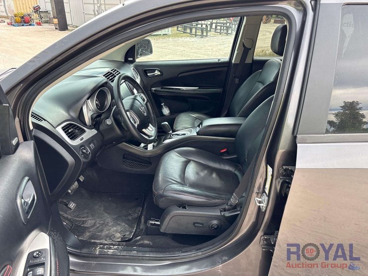 2019-dodge-journey-image-11