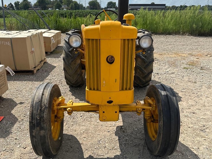john-deere-420-image-2