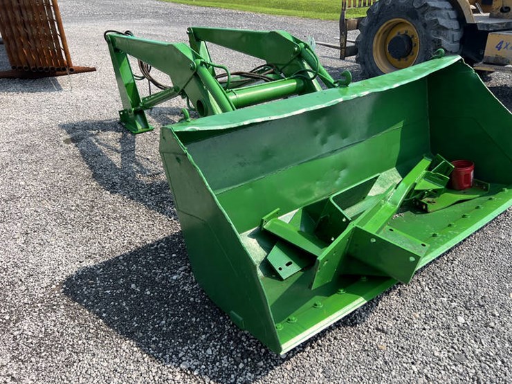 john-deere-148-image-3