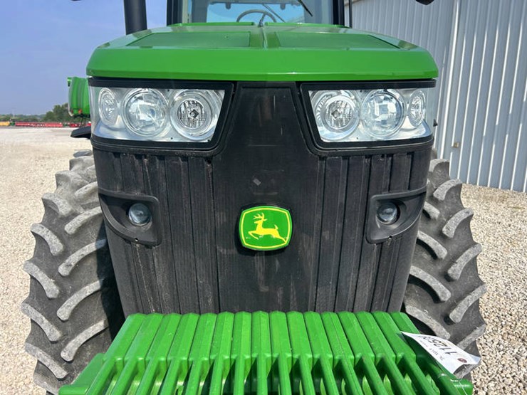 2012-john-deere-8285r-image-14