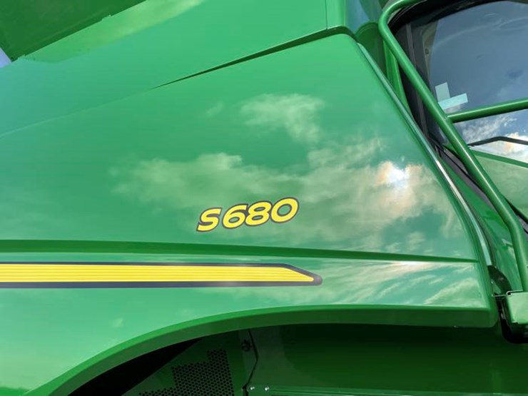 2017-john-deere-s680-image-4