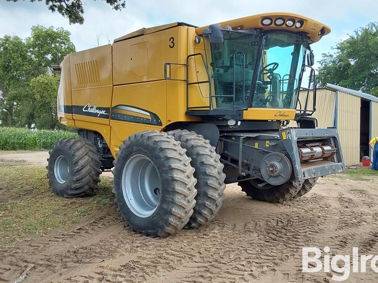 2012-challenger-560c-image-3