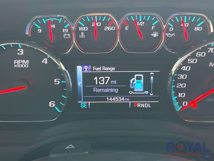 2018-chevrolet-tahoe-image-8