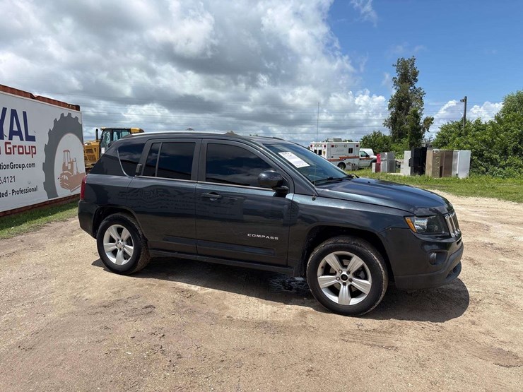2015-jeep-compass-image-2