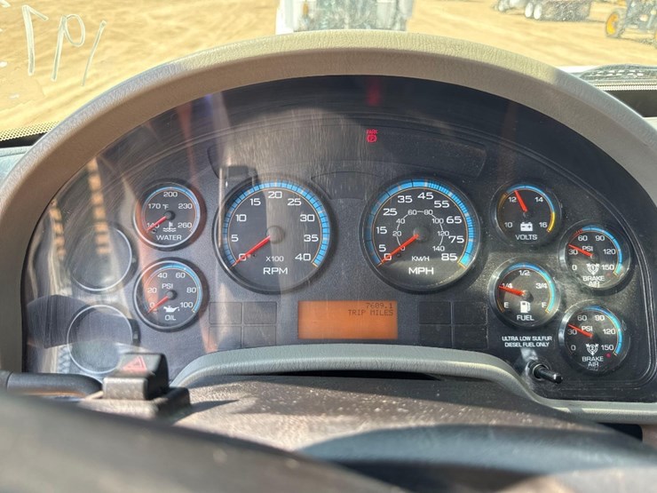 2010-international-durastar-4400-image-31