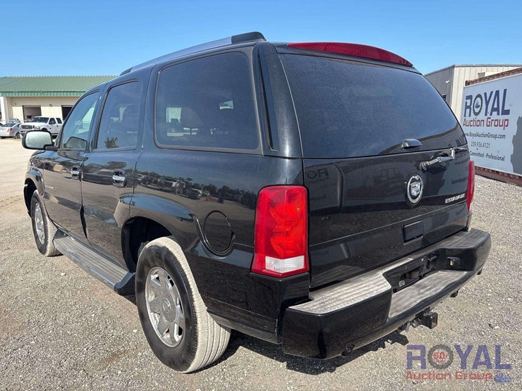 2006-cadillac-escalade-image-4