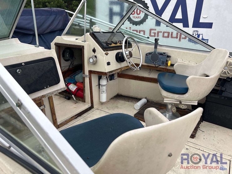 grady-white-17ft-fishing-boat-with-t/a-boat-trailer-image-14