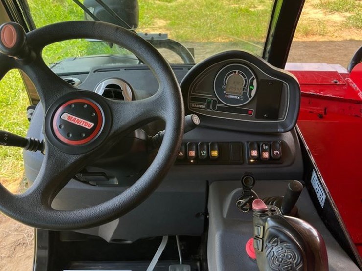 2022-manitou-mt625h-image-37
