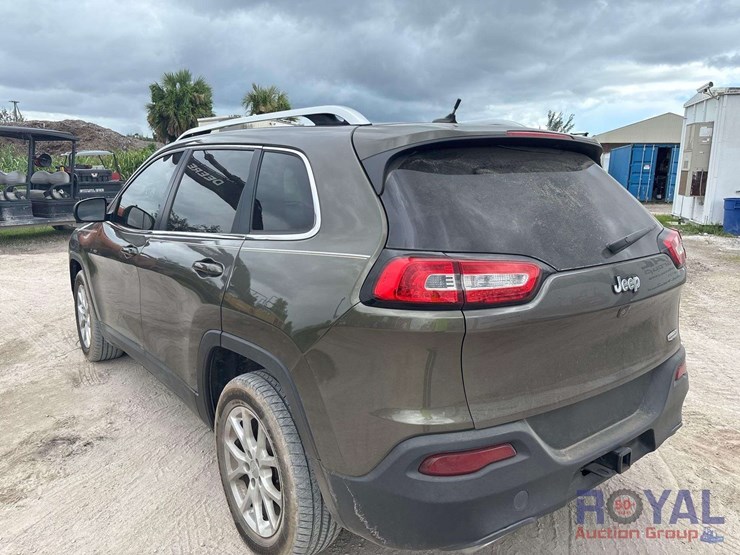 2015-jeep-cherokee-image-4