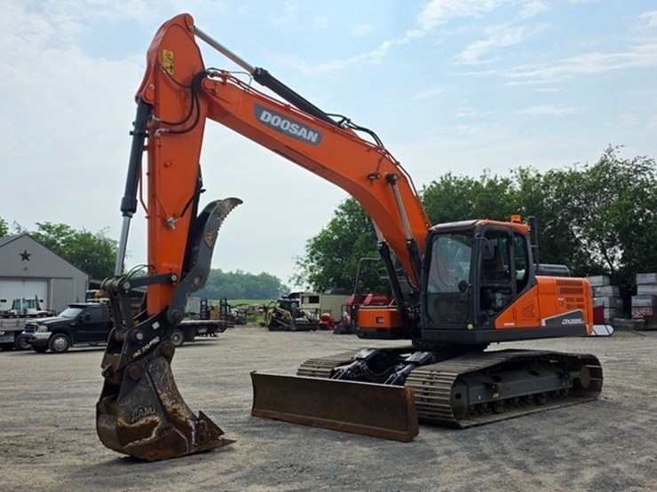 2019-doosan-dx225-lc-5-image-1