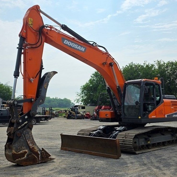 2019 DOOSAN DX225 LC-5