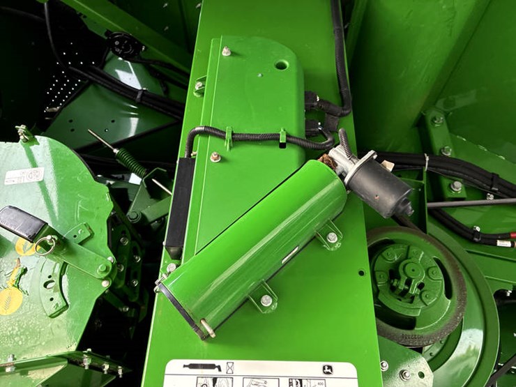 2016-john-deere-s680-image-85