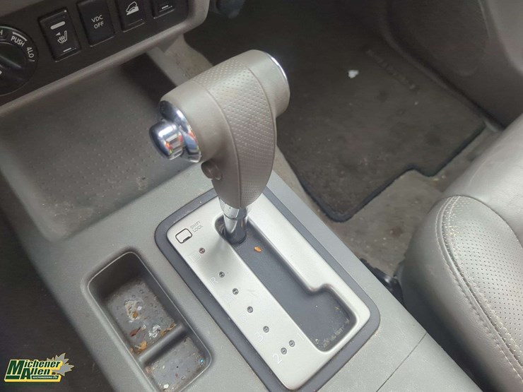 2006-nissan-frontier-image-9