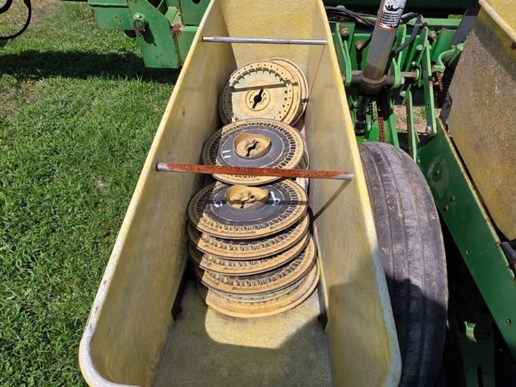 john-deere-1770-image-29