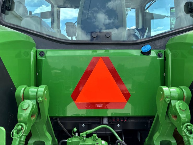 2023-john-deere-8r-340-image-20