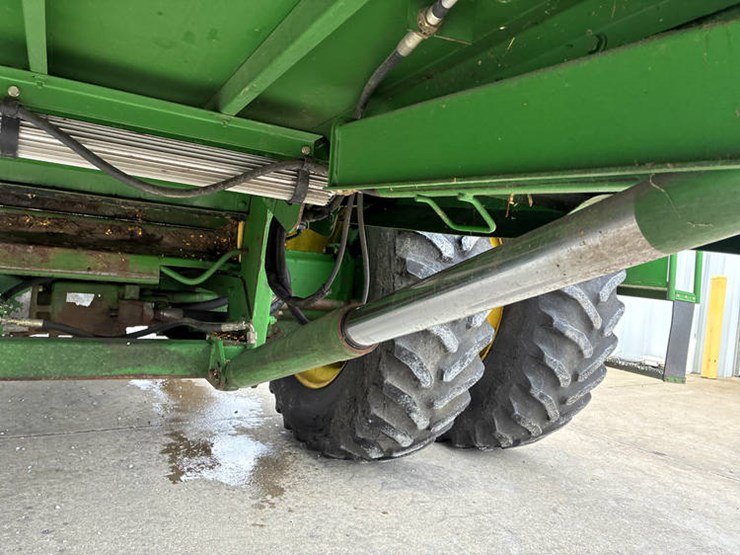 2002-john-deere-9750-image-17