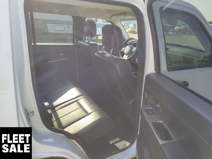 2012-jeep-liberty-image-18