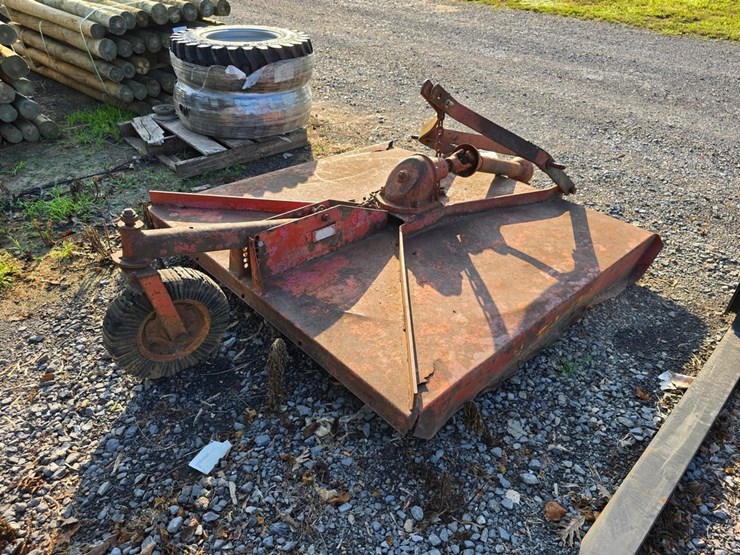 bushhog-5'-3pt.-rotary-mower-image-3