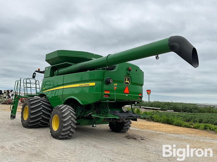 2013-john-deere-s670-image-7
