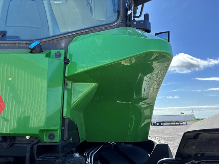 2020-john-deere-8rx-410-image-22