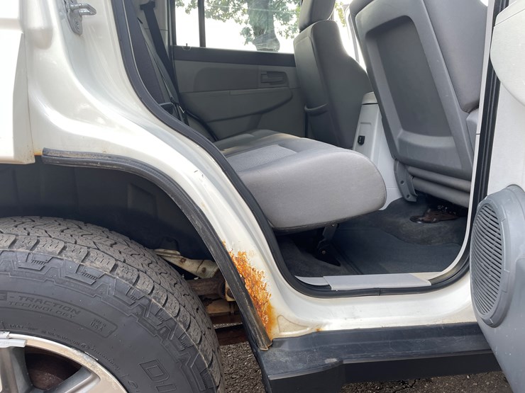 2008-jeep-liberty-sport-image-69