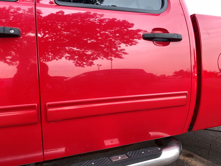 2012-gmc-2500-image-18