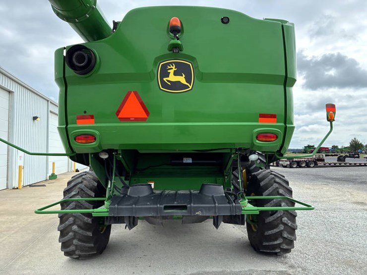 2014-john-deere-s680-image-4