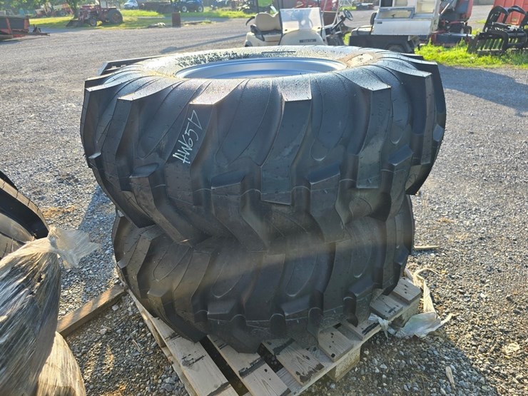 new-2-18.4-24-tractor-tires-&-rims-image-3