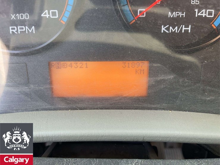 2010-international-durastar-4300-image-6