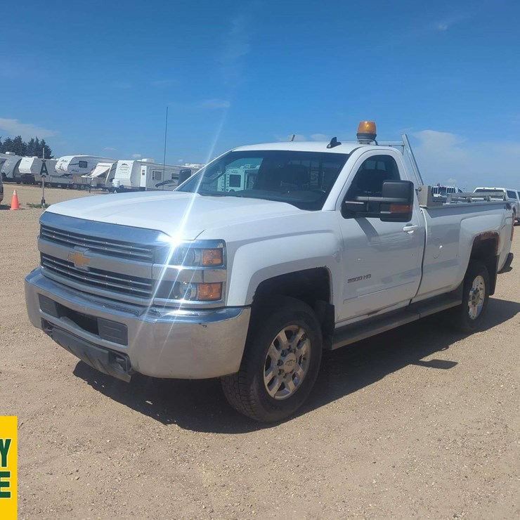 2015 CHEVROLET SILVERADO 3500HD