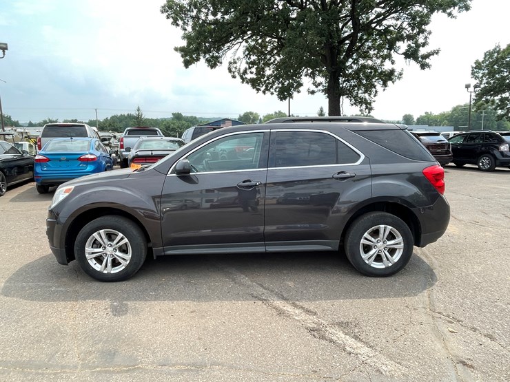 2013-chevrolet-equinox-lt-image-8