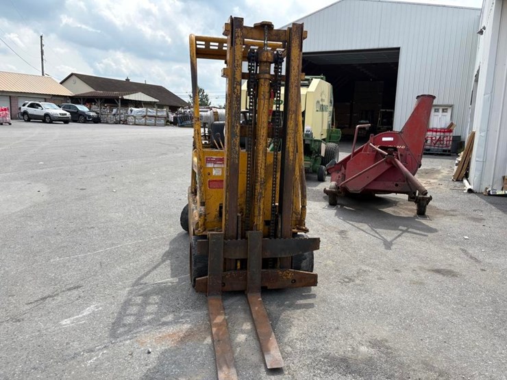 caterpillar-t50b-image-13