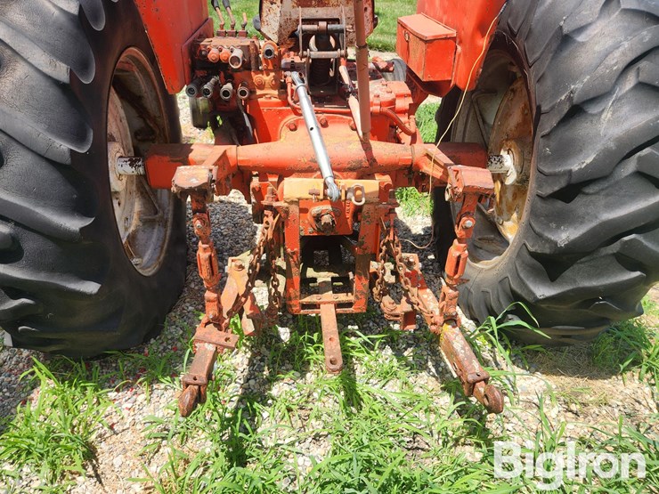 1965-allis-chalmers-d19-image-9