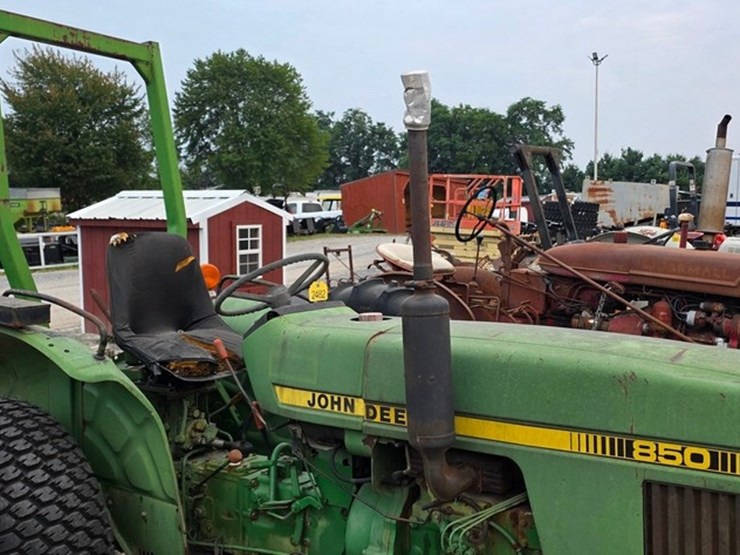 john-deere-850-image-7