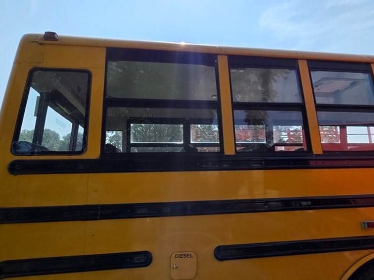 2007-freightliner-school-bus-(runs)-(title)-image-17