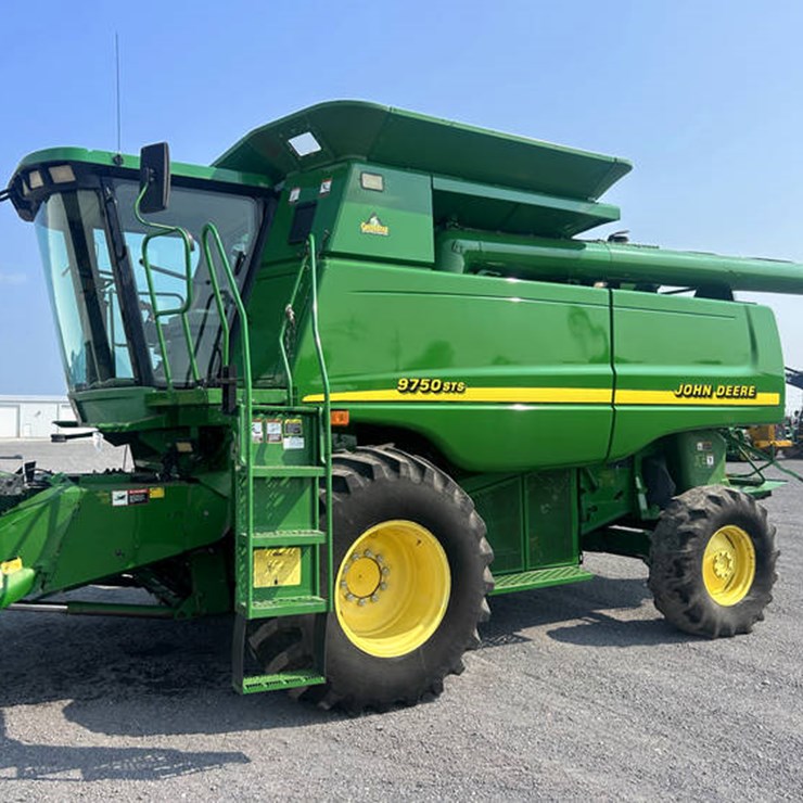 2001 JOHN DEERE 9750