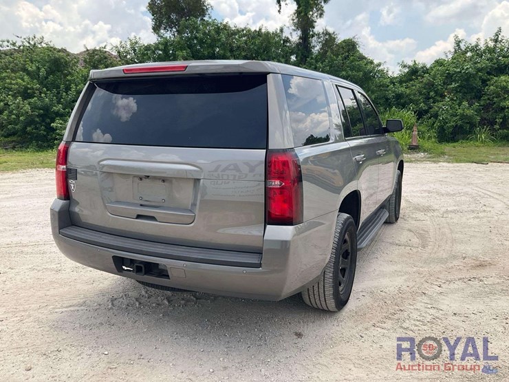 2018-chevrolet-tahoe-image-3