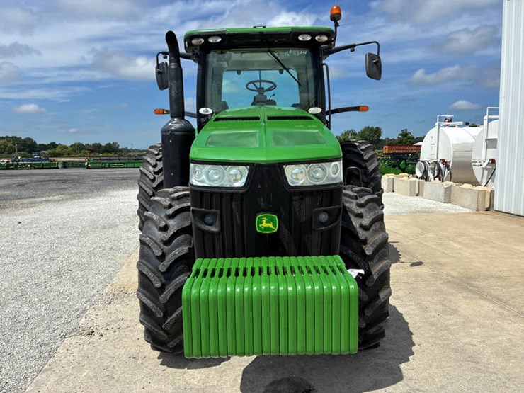 2014-john-deere-8285r-image-14