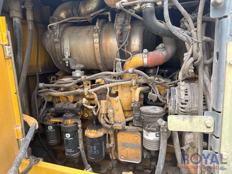 2013-deere-544k-image-7